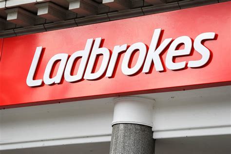 Ladbrokes Cheltenham Christmas Coupons, Promo Codes.